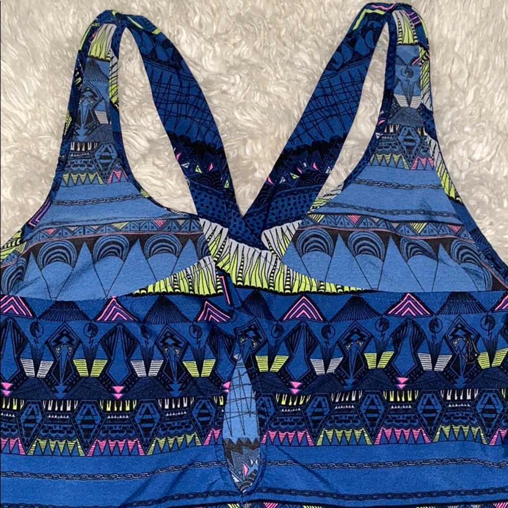 Tank Top - Picture 2 of 5